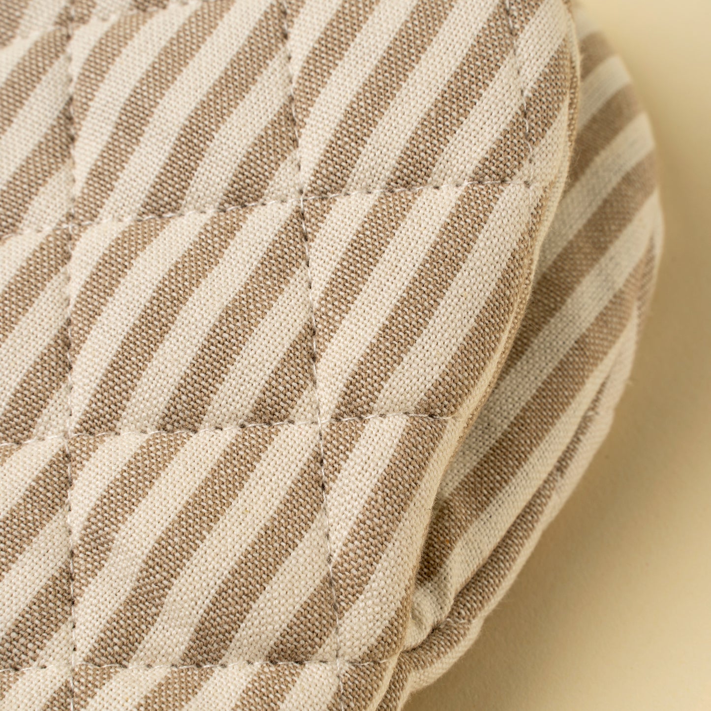 Hampton Stripe Oven Mitt, Sand