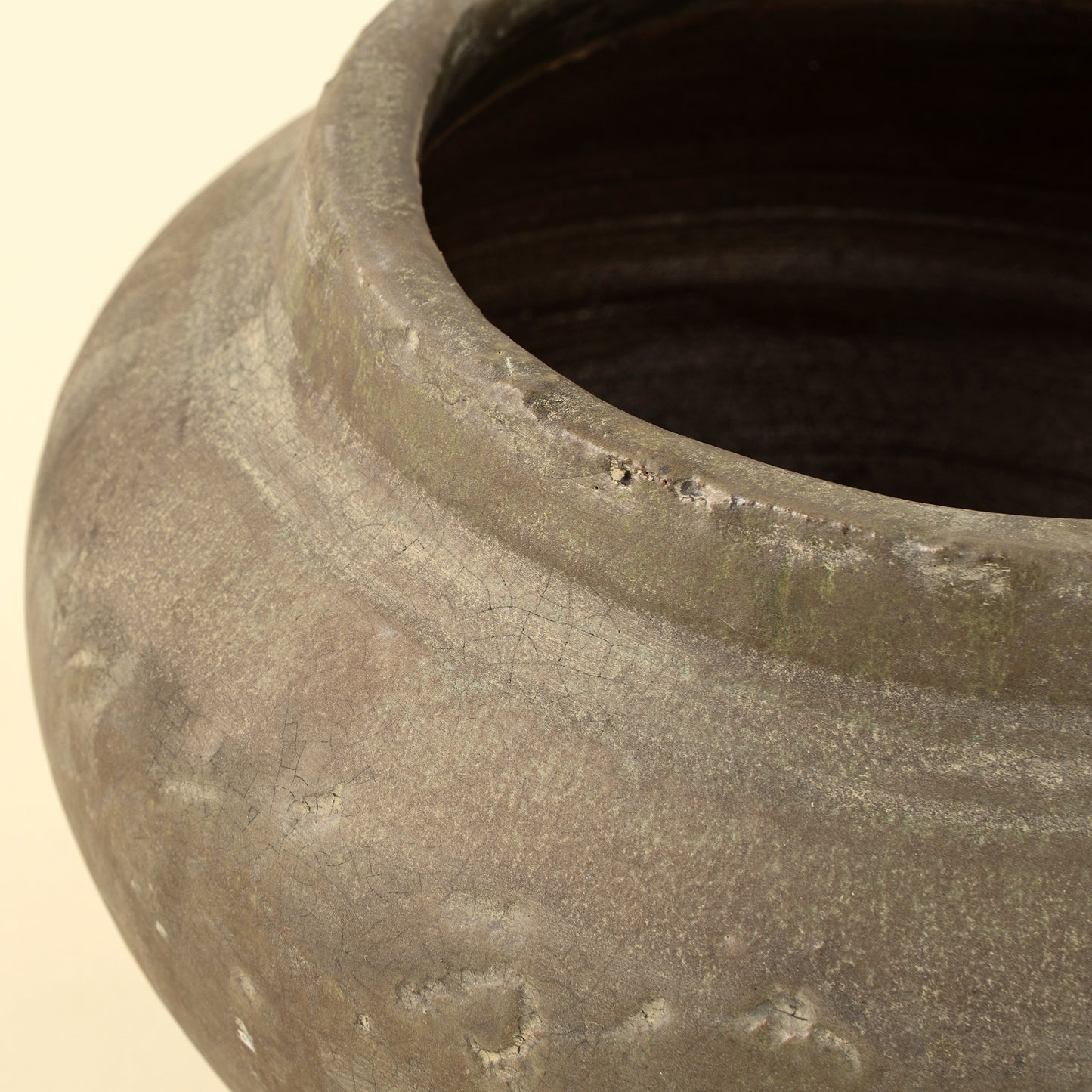 Relic Terracotta Vase S