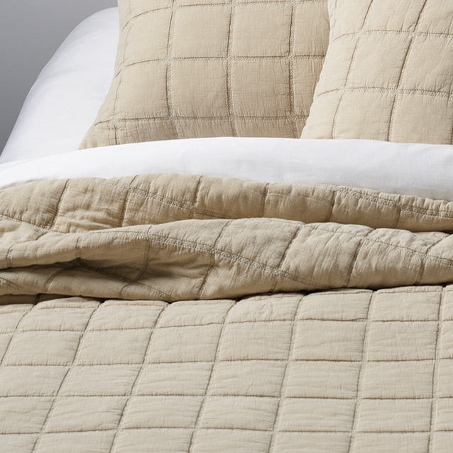Sweet Natural Stitched Quilt