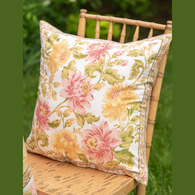 Rosehip Cushion Cover