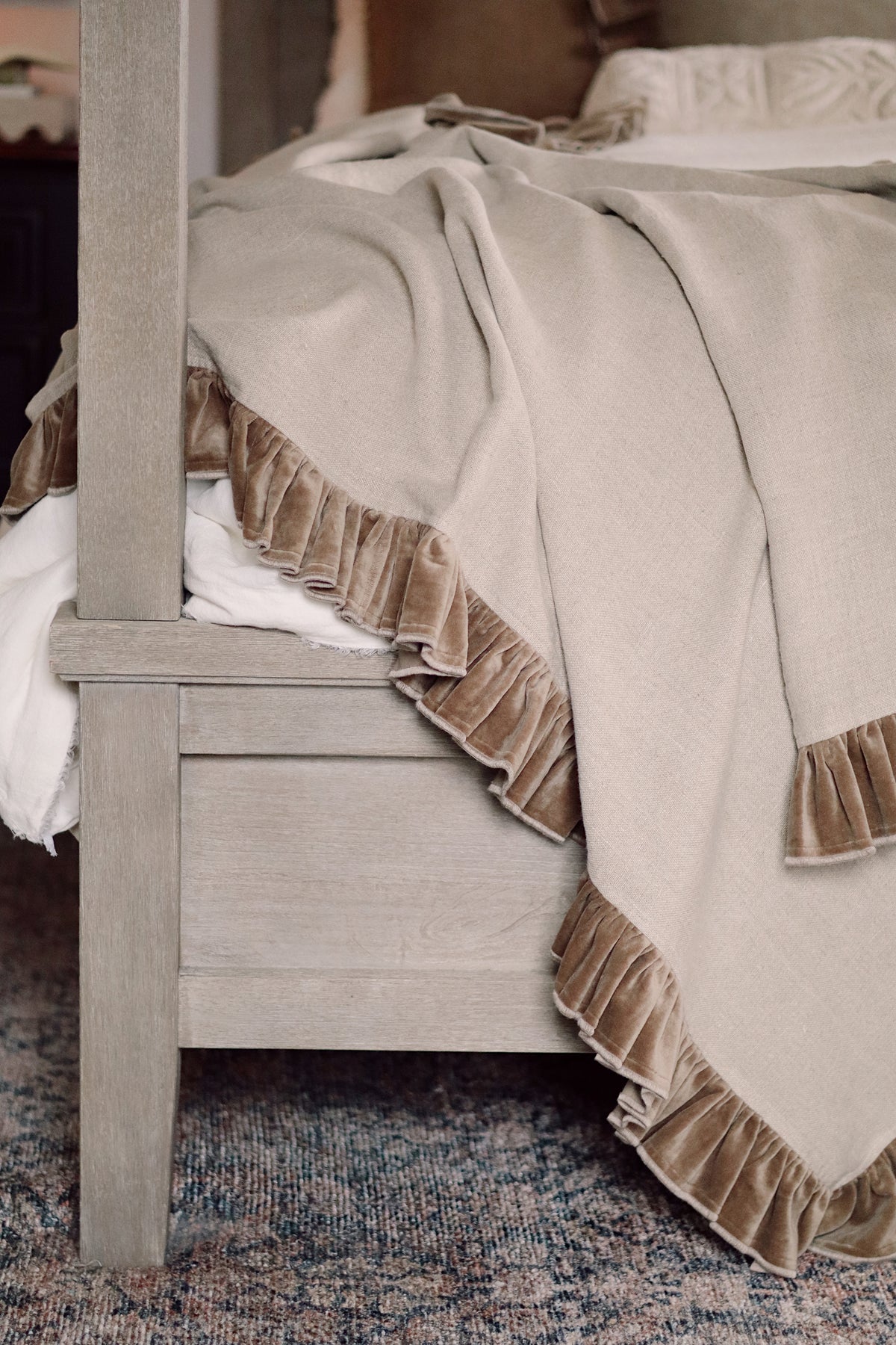 Velvet Ruffle Linen Throw, Chocolate