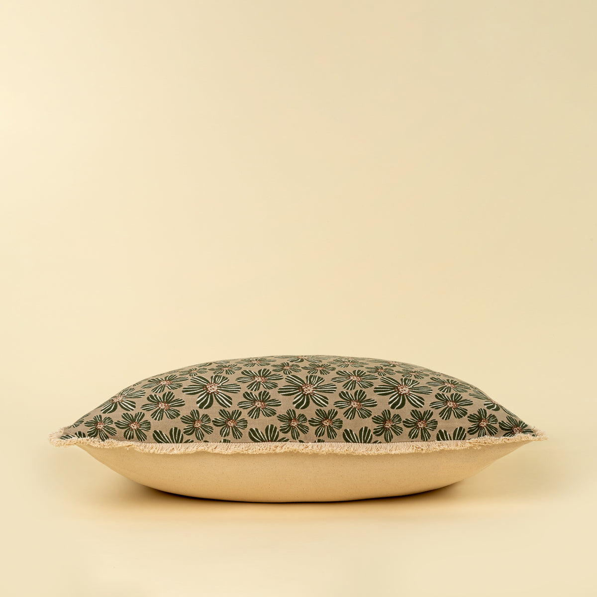 16x24 Daisy Play Pillow, Green
