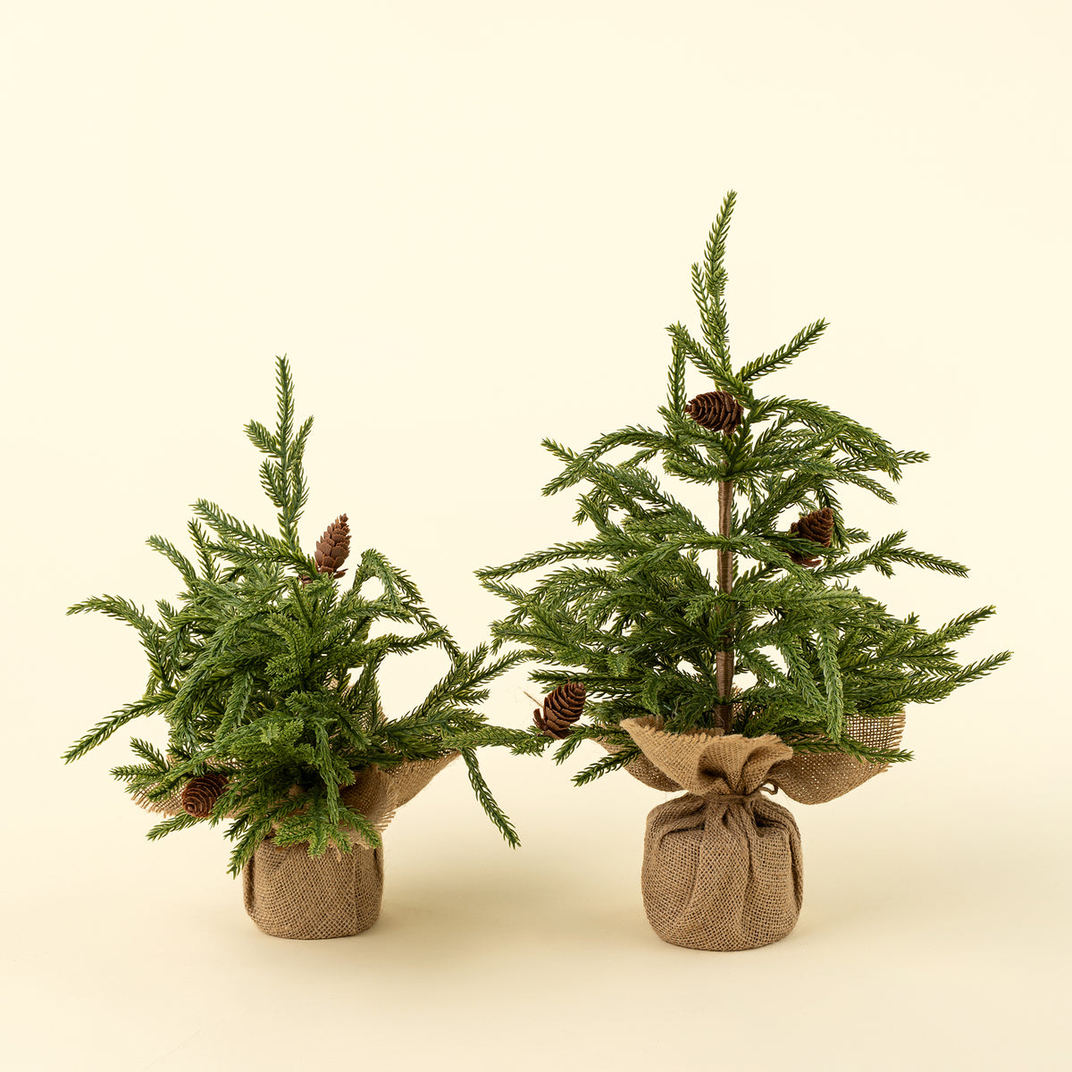 Winterwood Tabletop Tree L
