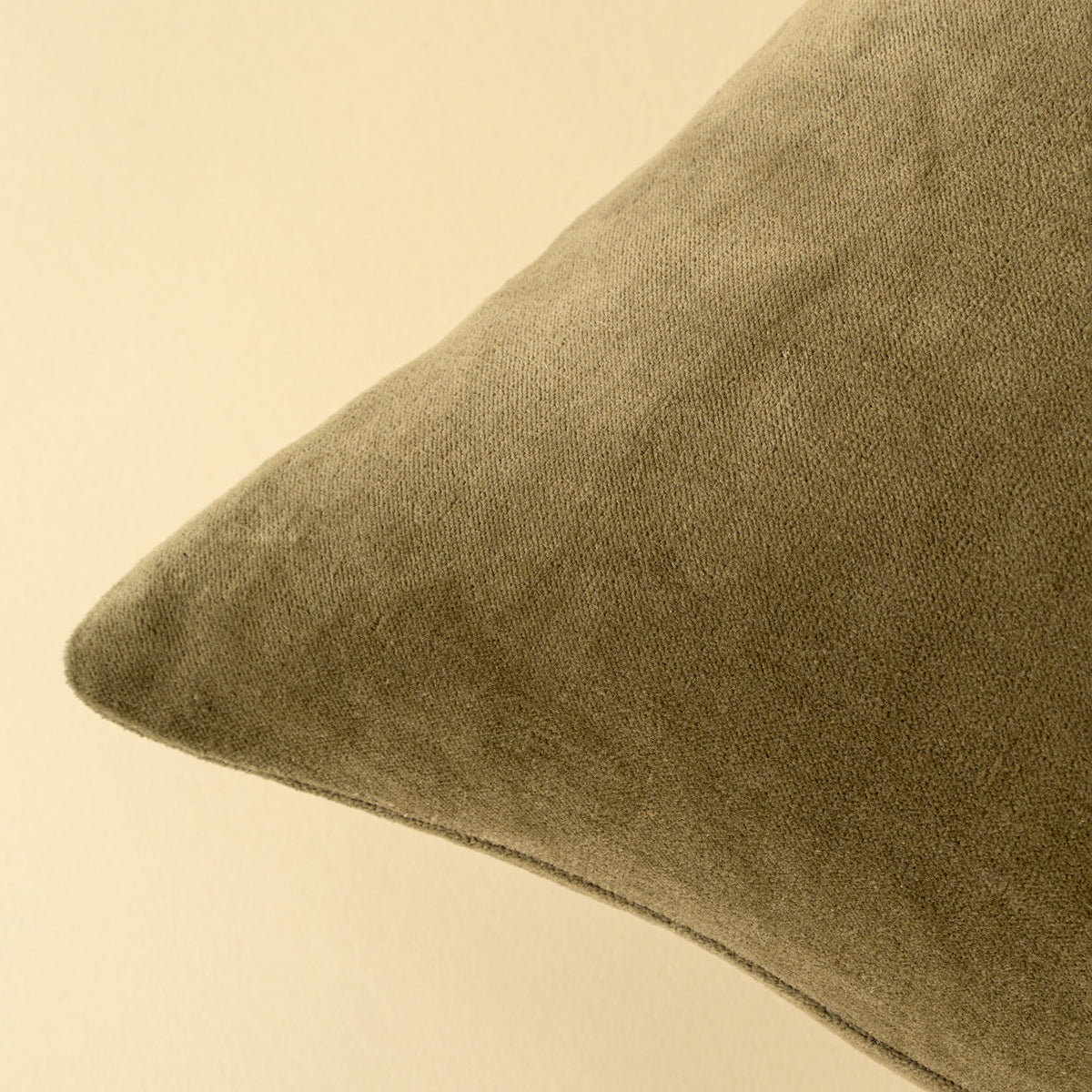 20x20 Vera Luxe Velvet Pillow, Olive