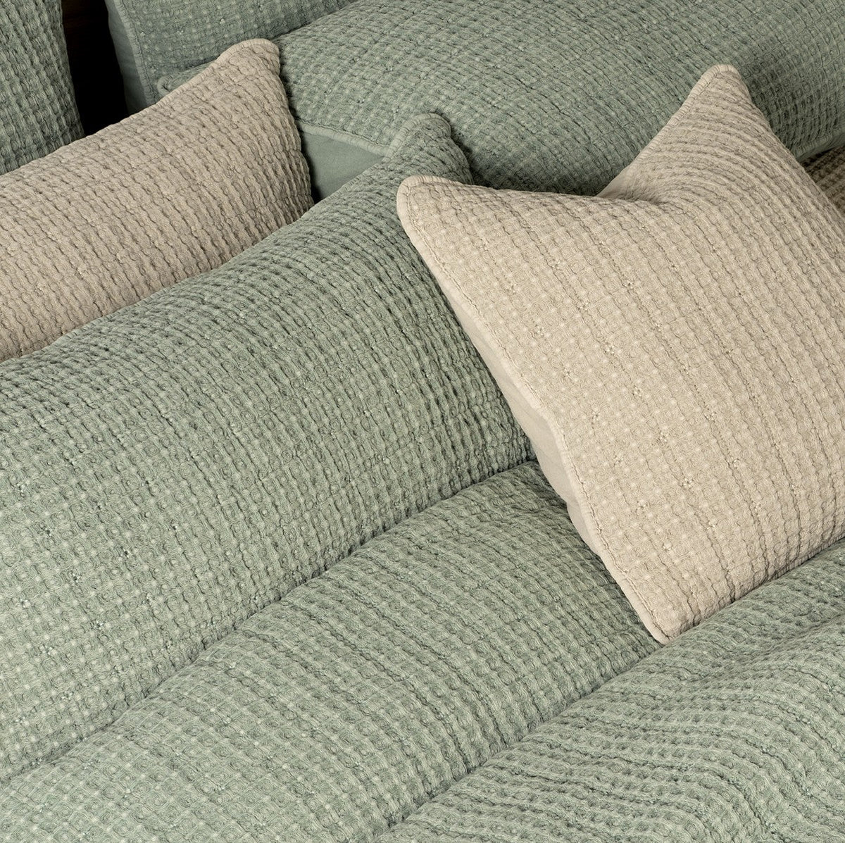 Spirit Natural Waffle Cotton Quilt