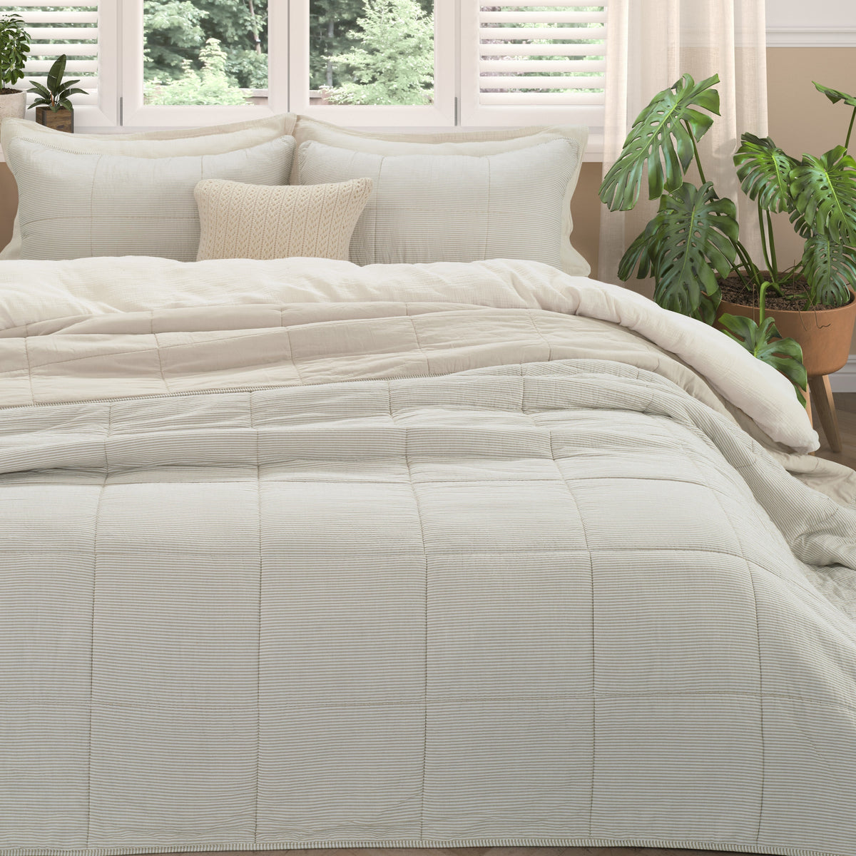 Tagliatelle Natural Striped Reversible Quilt